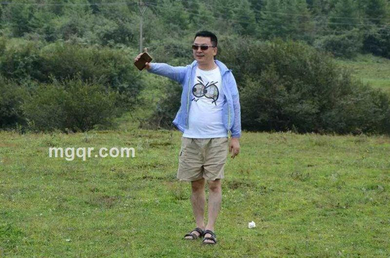 帅哥一曲的头像