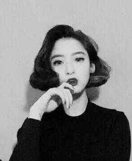 奔跑沙滩的头像