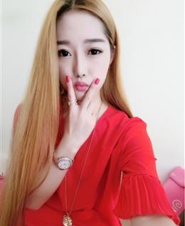 轻纱挽装的头像