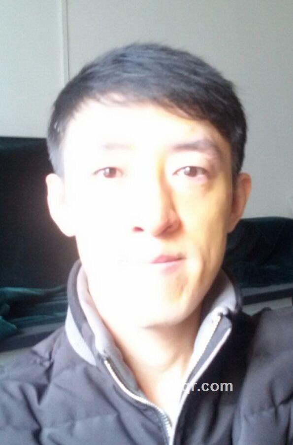 隐约可见的头像