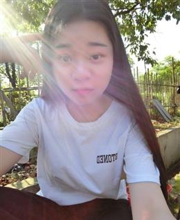 不靠脸吃饭的头像