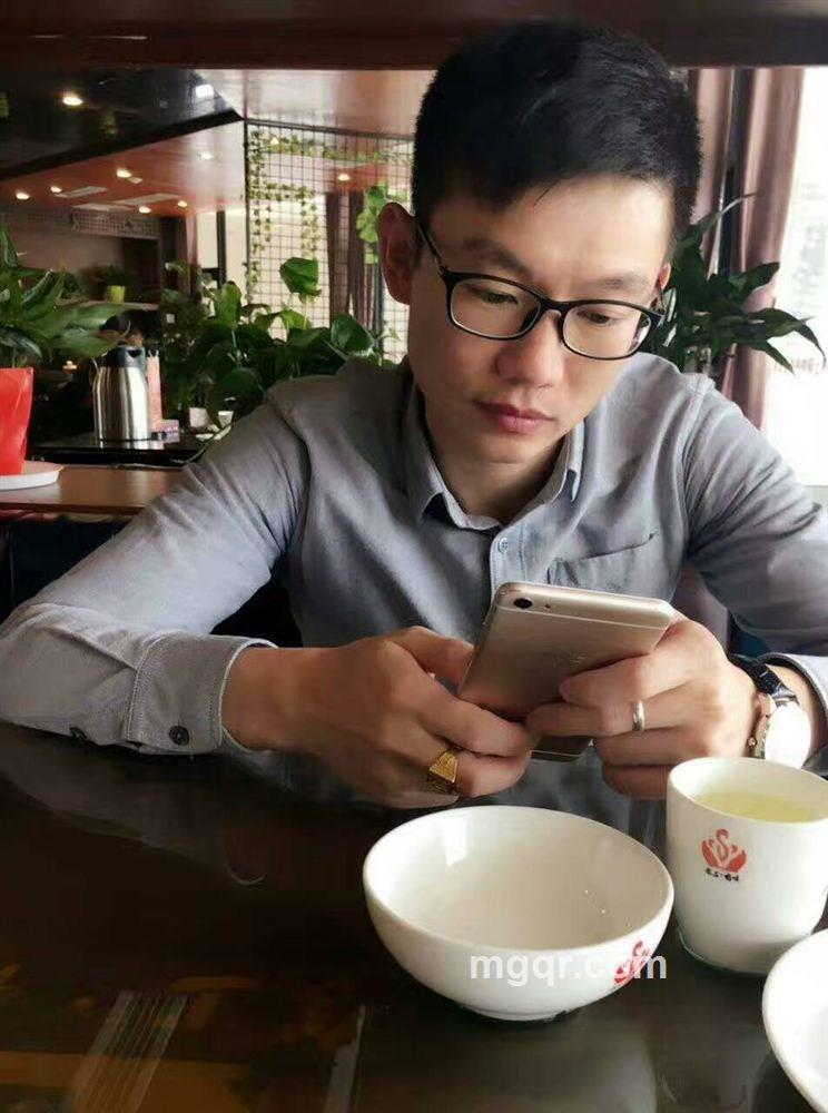 尹 浩゛ 的头像