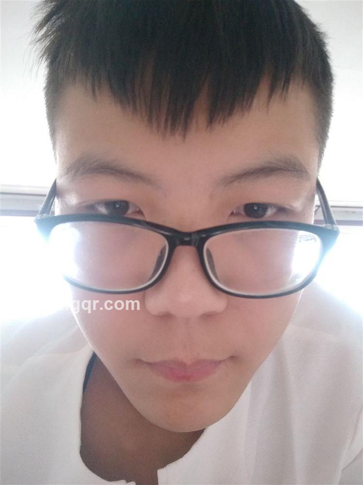 女人的逼水很好喝的头像