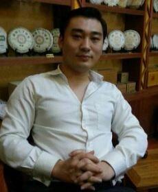 一介布衣的头像