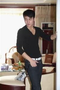 登高望远的头像