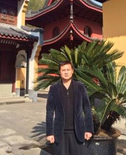 风中凌乱。的头像