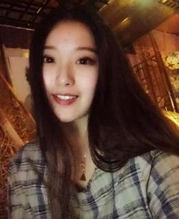 罗姑娘112的头像