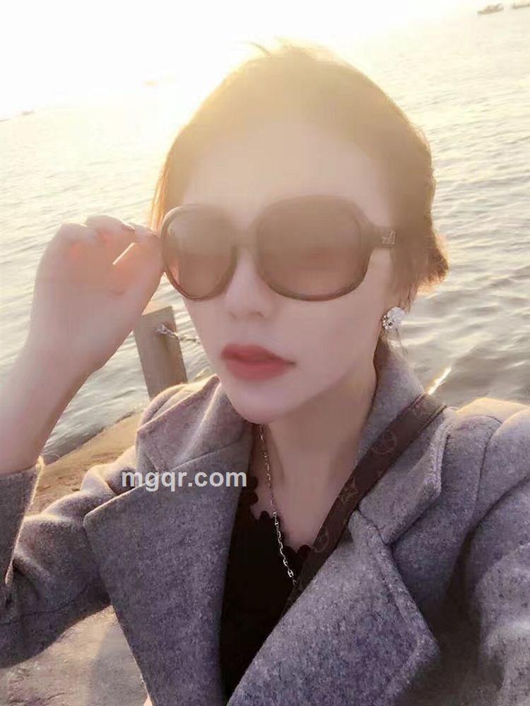 轻轻的 风的头像