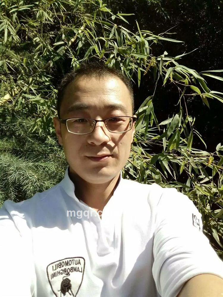 孤狼爱焰的头像