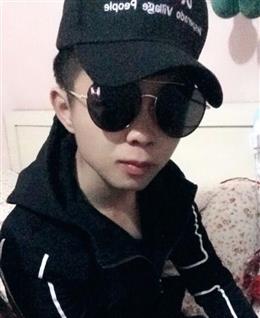 精辟小伙的头像