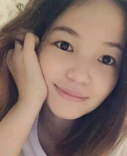 月···亮的头像