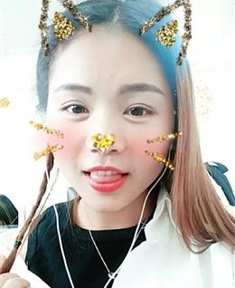 聪明的女孩的头像