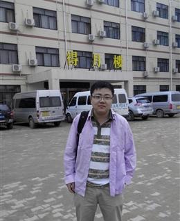 汪洋中的鱼的头像