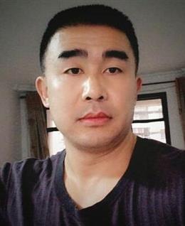 曾经的雨打风吹的头像