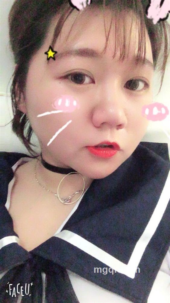 胖妞就爱吃锅包肉的头像