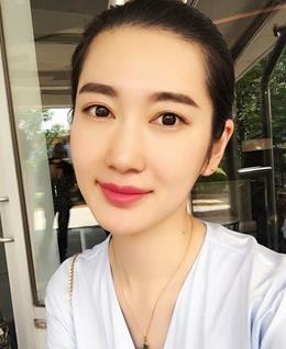 YR情绪别致的疯子的头像