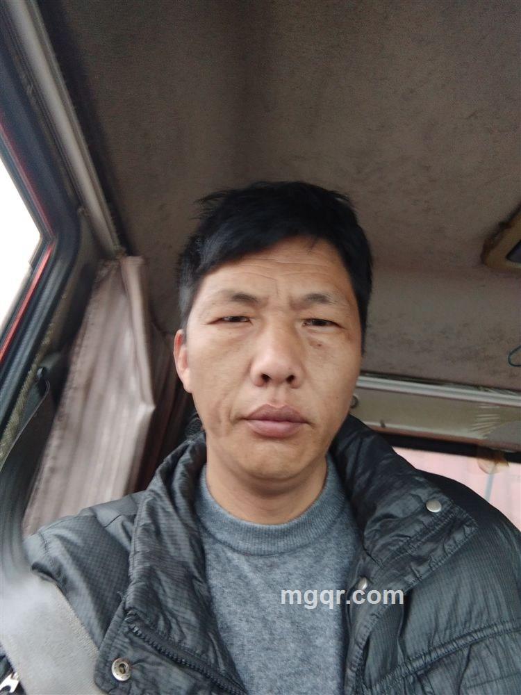 寂寞的男人的头像