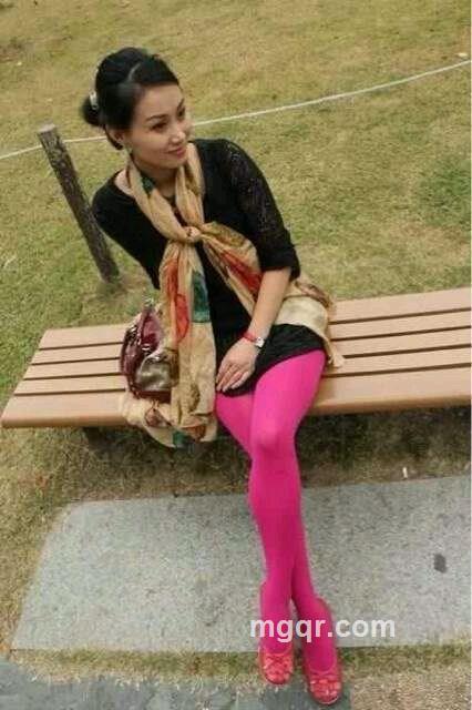 美艳红唇的头像