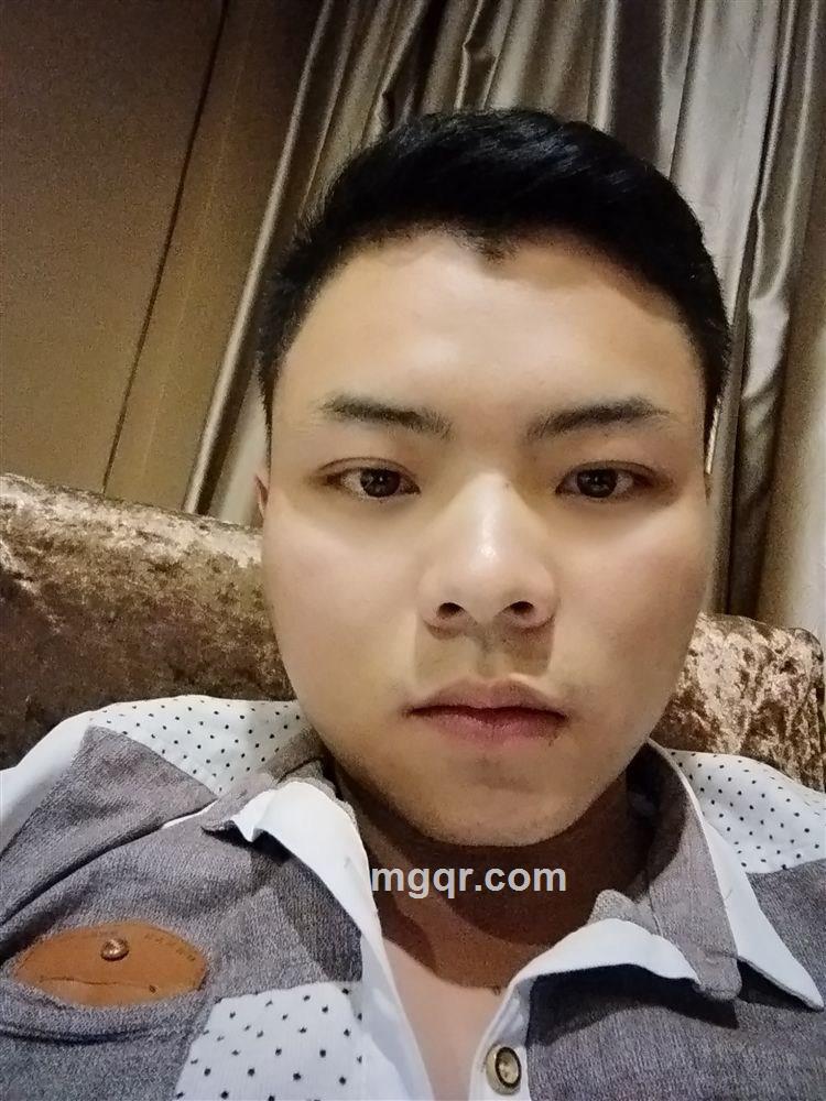 迷恋那一林枫叶的头像