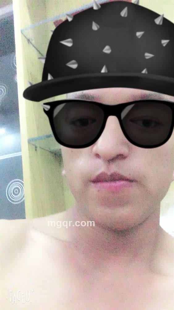 性情单身男嚼的头像