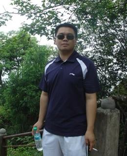 叼半根烟的头像