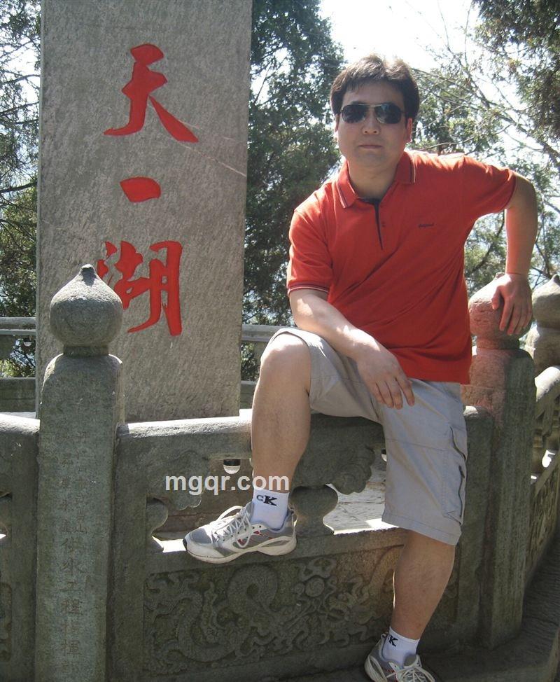 鱼在天上游的头像