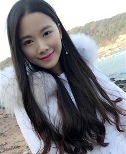 日月星辰辰星月日的头像