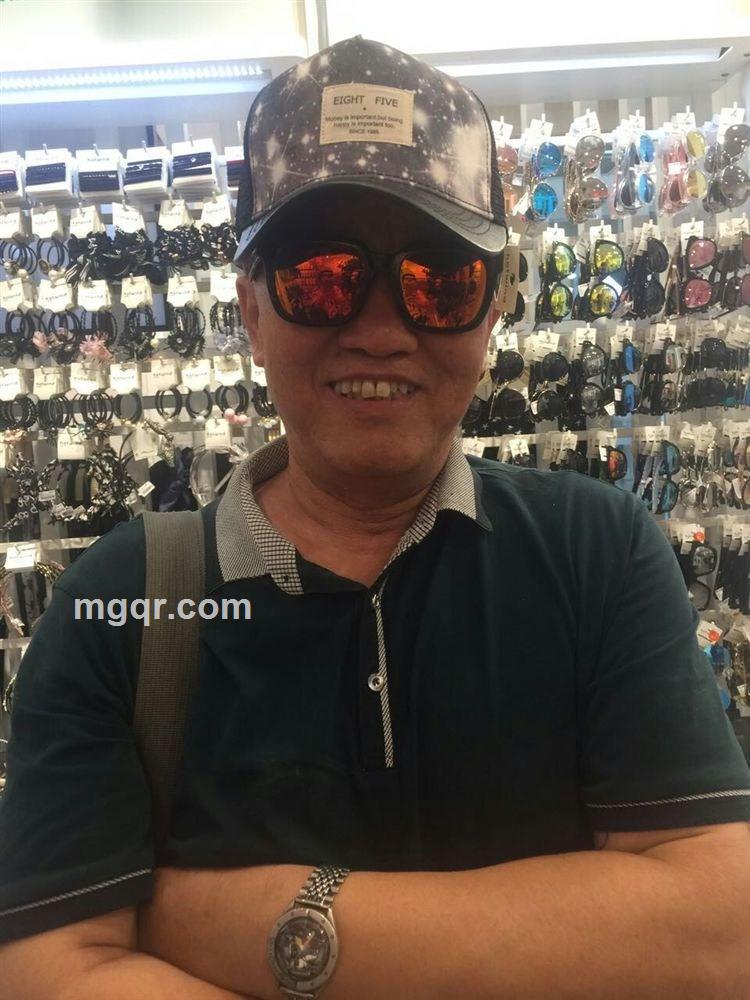 一天又一天的头像