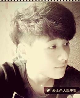 忧伤捧着玫瑰的头像