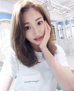 曼曼love的头像