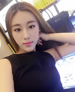 红色的蒲公英的头像