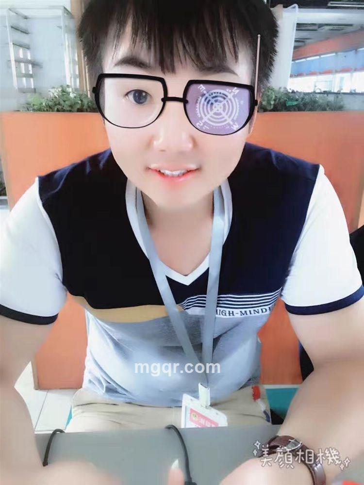 玫瑰男人的头像