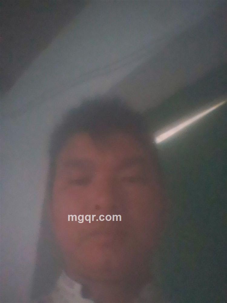 人见人爱的头像