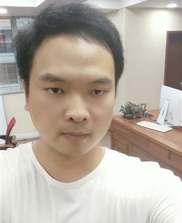 日月星辰辰星月日的头像