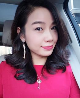 幸福像花儿一样红的头像