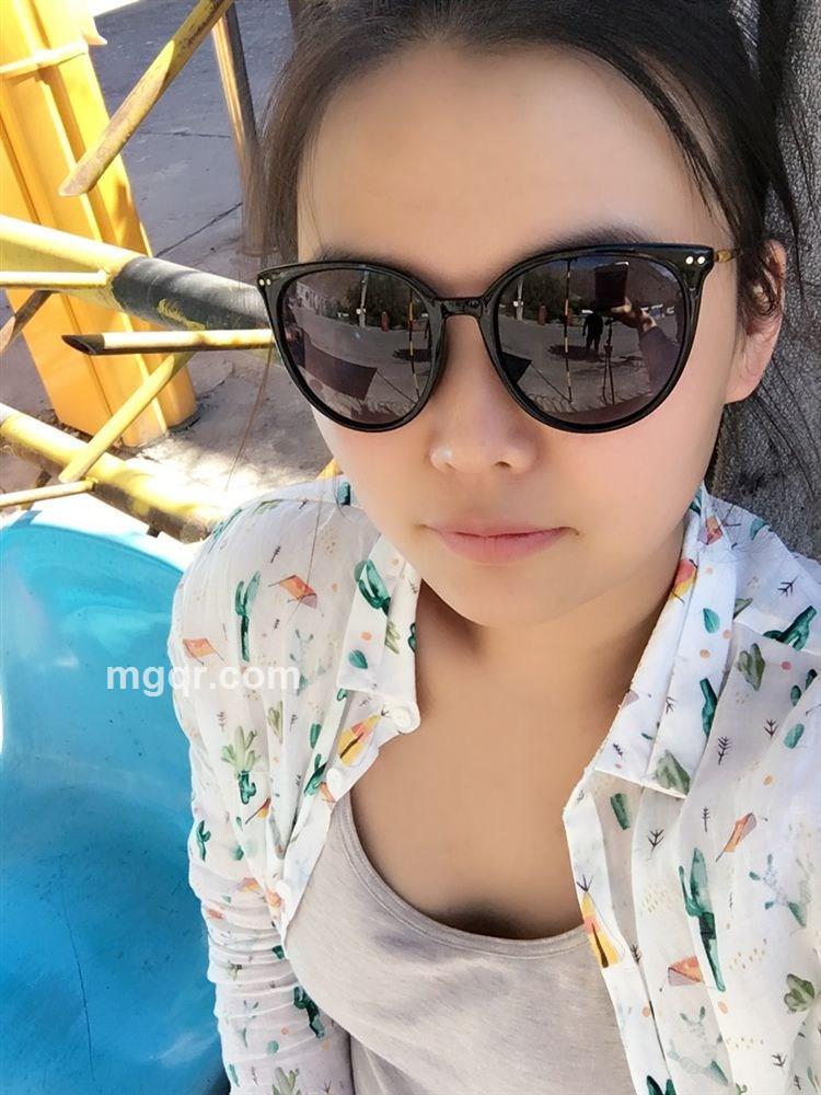 一个铁骨铮铮的女汉子的头像