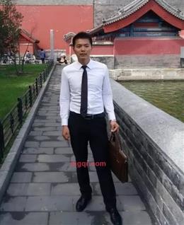 雾散尔九零呜呜呜的头像