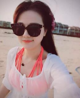 蒙奇奇爱吃雪糕。的头像