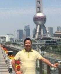 月半先生的头像