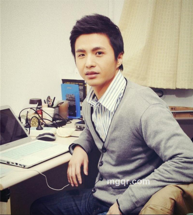 左手等待右手的头像