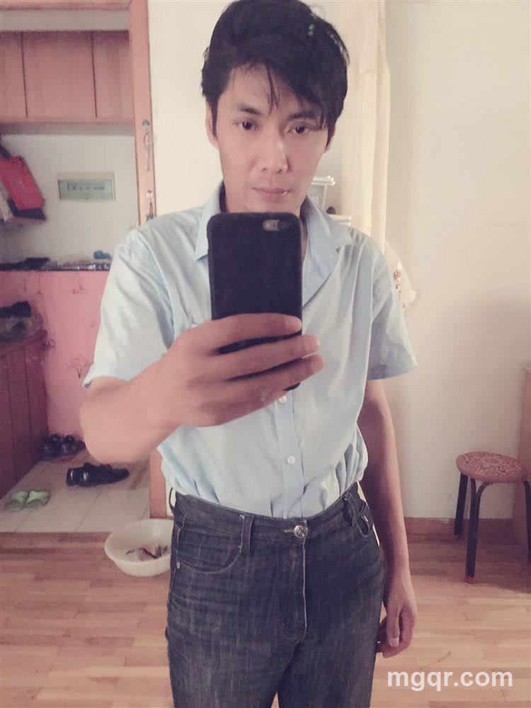 J月冷风随Q的头像