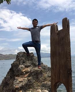 孤独的浪漫者的头像