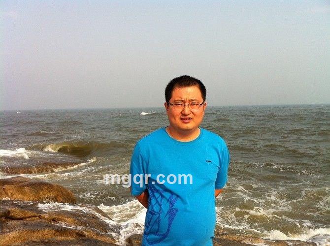 简单的调调的头像