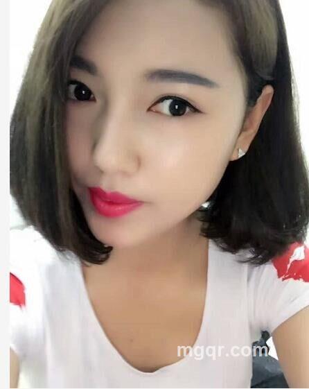 静静爱你哦。的头像