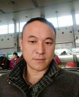 不老实大叔的头像