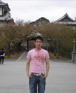 花前不在月下的头像