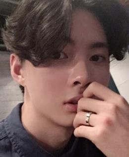 我是你的情侣，的头像