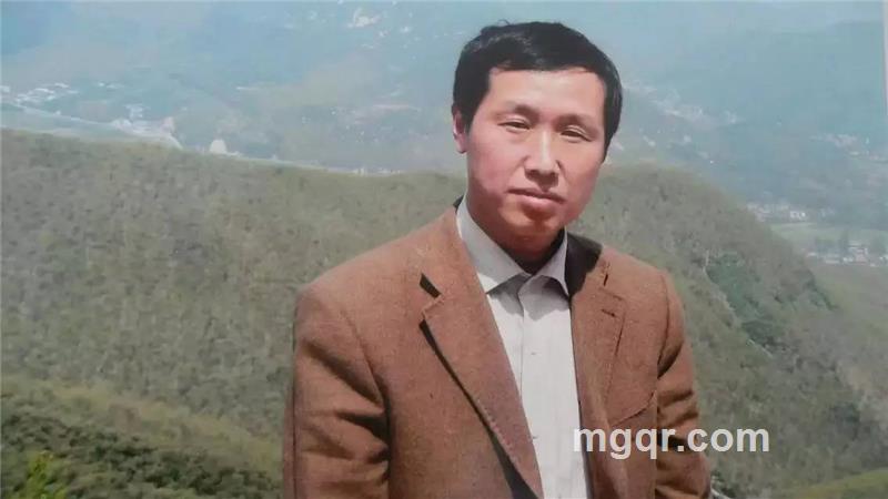 雨天撑伞的头像