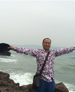 爱散步的鱼的头像