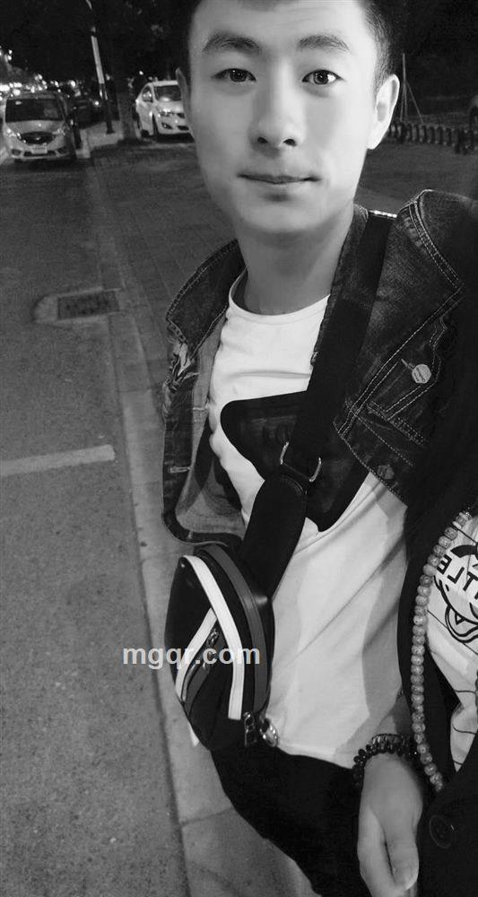 20来岁的年纪的头像